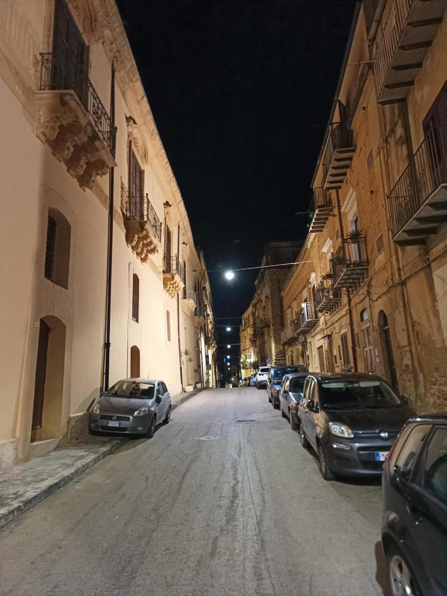 Afena Rent Bedrooms Agrigento Eksteriør bilde